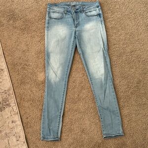 American Eagle jeggings. Light wash. Size 12 L.